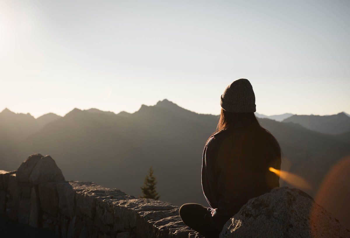 Mindfulness Foundations: 7 Days to Calm